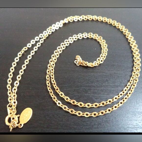 VINTAGE SIGNED JOAN RIVERS GOLD TONE 30" NECKLACE - Picture 1 of 2